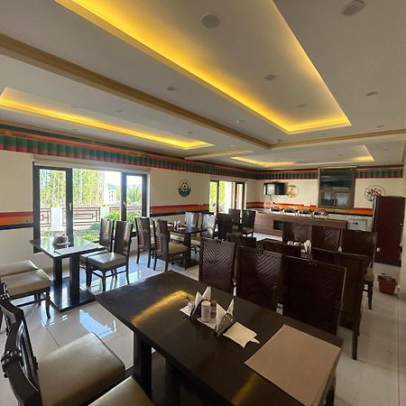 Hotel De Borgo 레 외부 사진