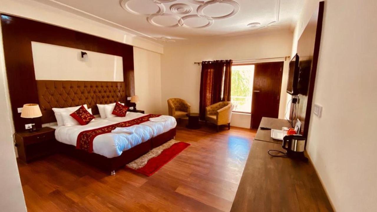 Hotel De Borgo 레 외부 사진